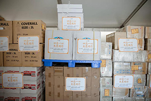 上汽欧宝OB物流支持外洋防疫捐赠物资运送入沪，愿与众生共继承！！