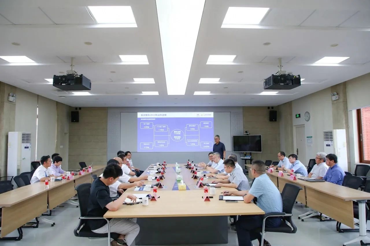 深化战略相助，共绘物流新蓝图 | 欧宝OB物流总司理庄菁雄一行会见上汽通用五菱